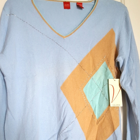 NWT. Valerie Stevens casualwear top - Picture 1 of 6